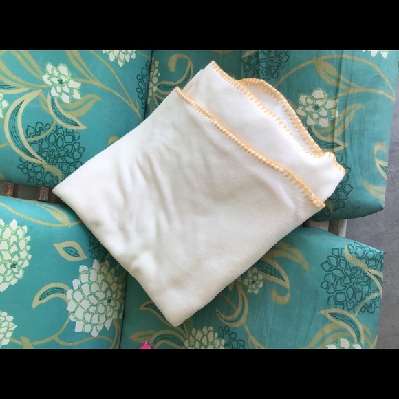 North Point Throw - Picture 3 of 4